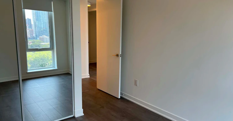 1407-10 Oak Street, Toronto, ON, M5A 0Z1 - 6