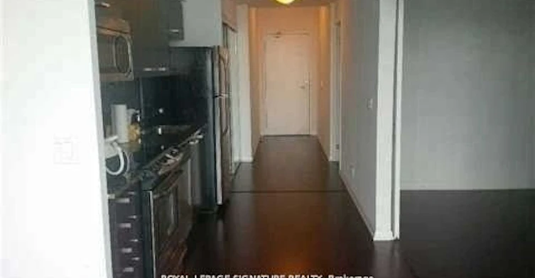 2301-832 Bay Street, Toronto, ON, M5S 1Z6 - 7