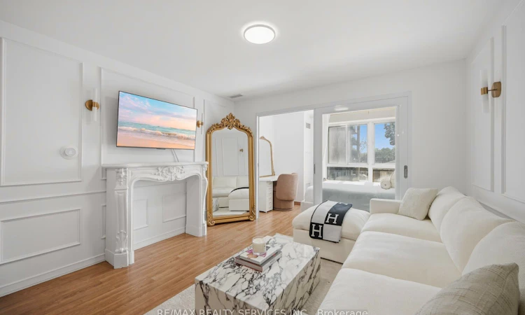 310-15 Maplewood Avenue