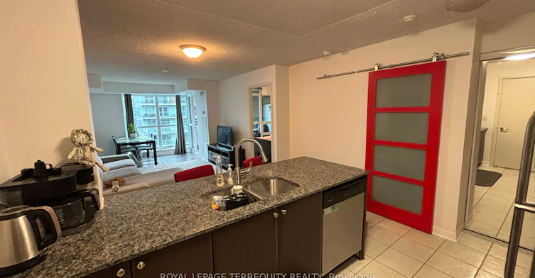 835-525 Wilson Avenue, Toronto, ON, M3H 0A7 - 5