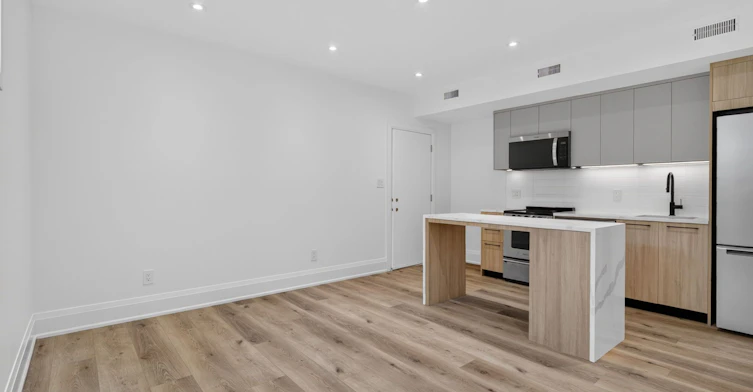 Unit 6-28 Norcross Road, Toronto, ON, M3H 2R4 - 5