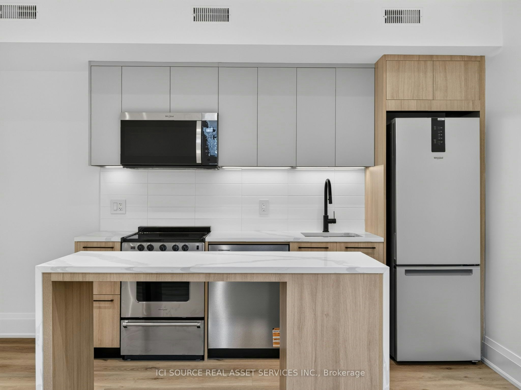 Unit 6-28 Norcross Road, Toronto, ON, M3H 2R4 - 4