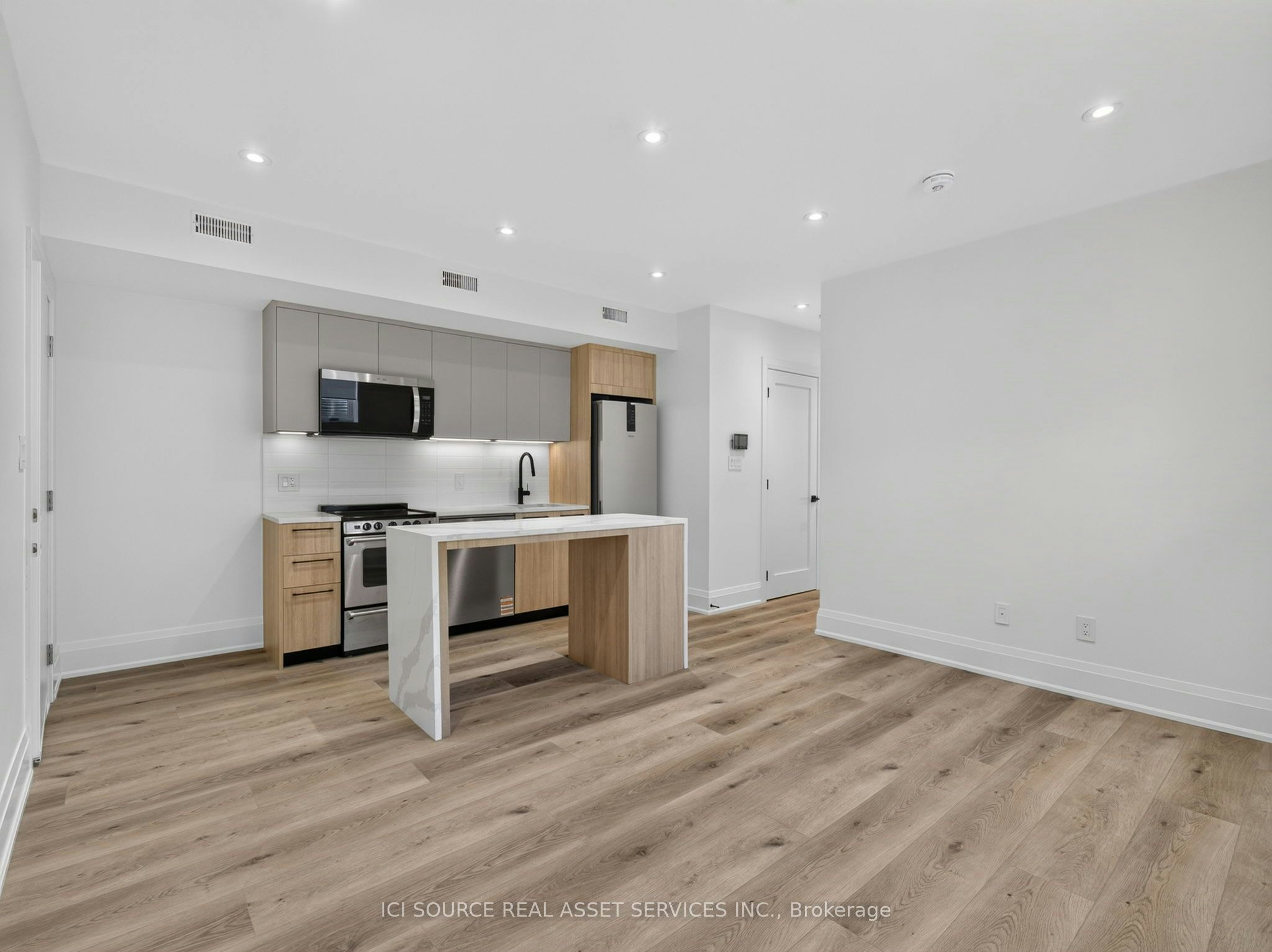 Unit 6-28 Norcross Road, Toronto, ON, M3H 2R4 - 10