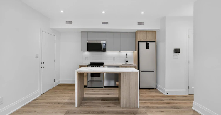Unit 6-28 Norcross Road, Toronto, ON, M3H 2R4 - 2