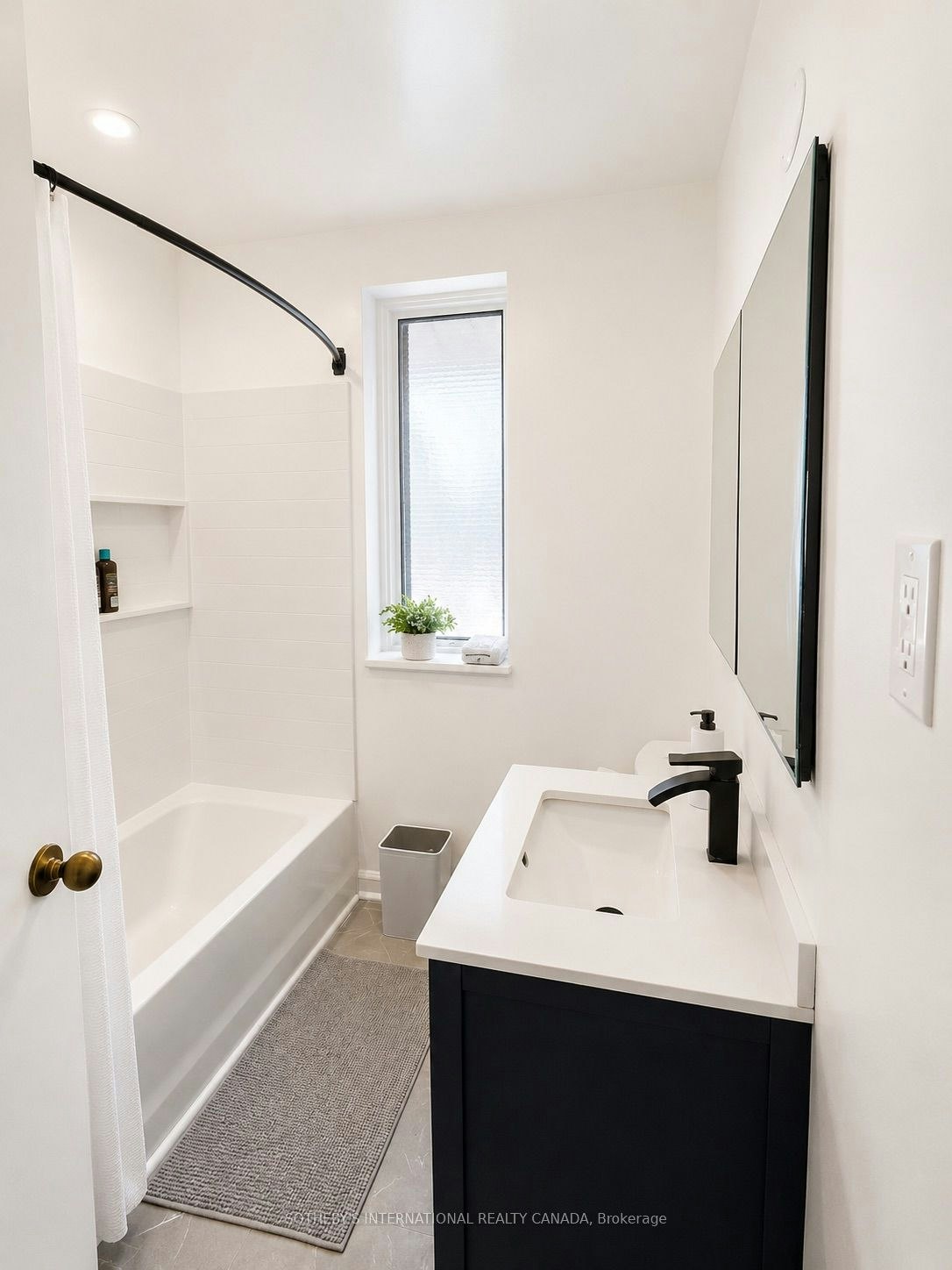 10 Ternhill Crescent, Toronto, ON, M3C 2E5 - 11