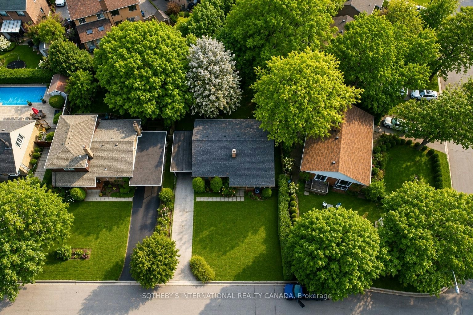10 Ternhill Crescent, Toronto, ON, M3C 2E5 - 12