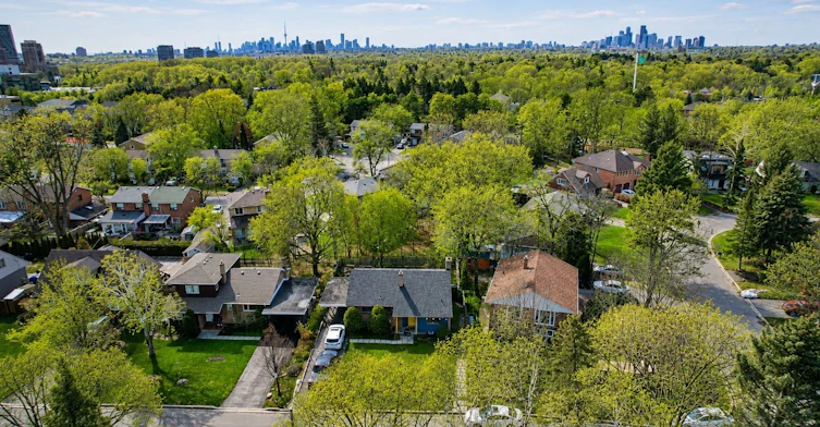 10 Ternhill Crescent, Toronto, ON, M3C 2E5 - 13