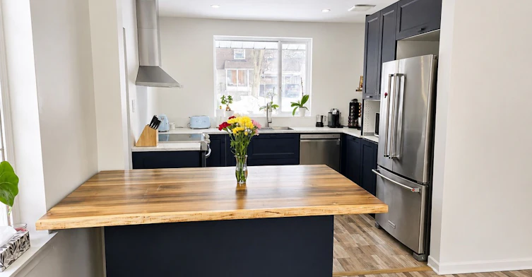 10 Ternhill Crescent, Toronto, ON, M3C 2E5 - 4