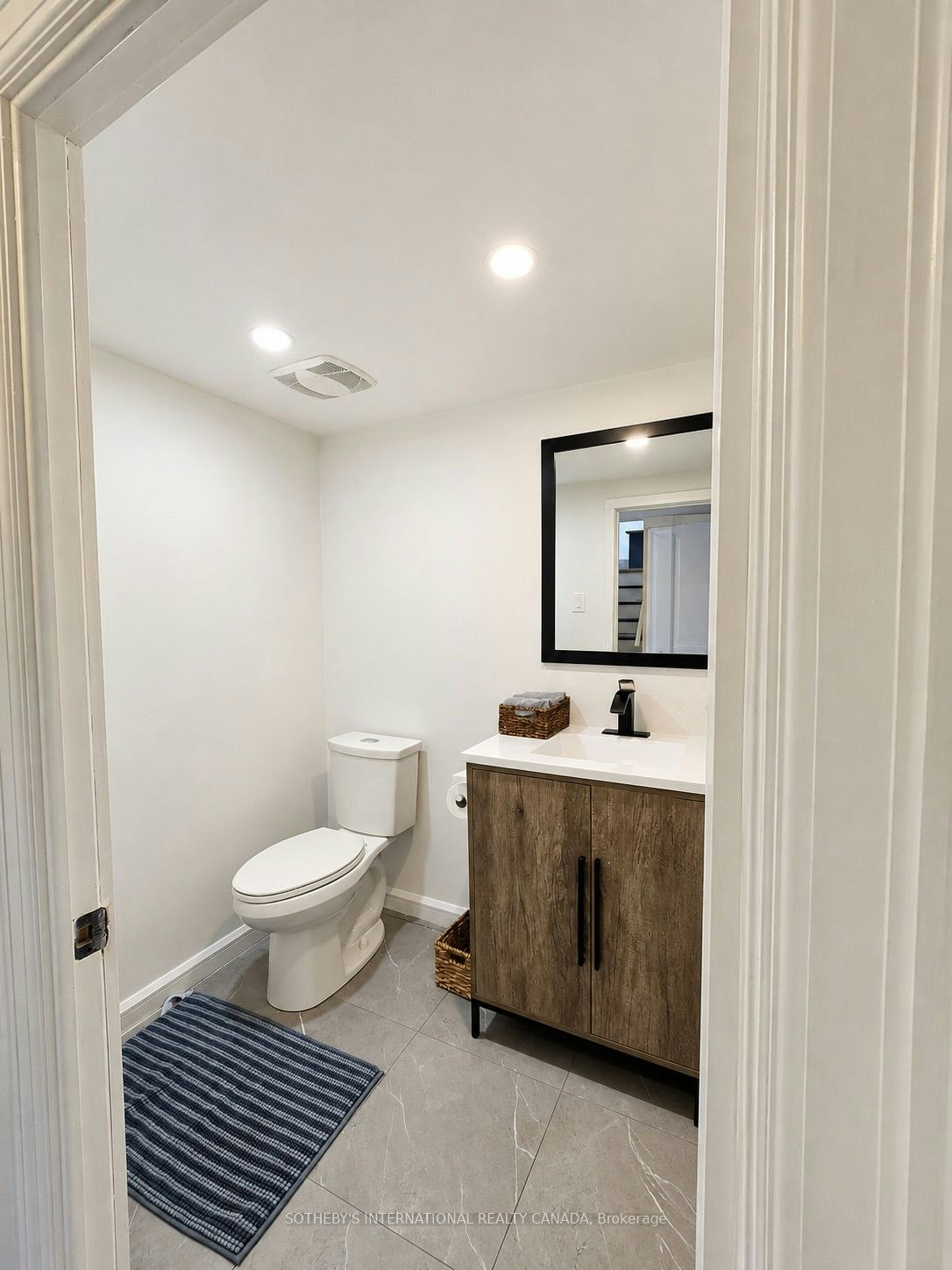10 Ternhill Crescent, Toronto, ON, M3C 2E5 - 7