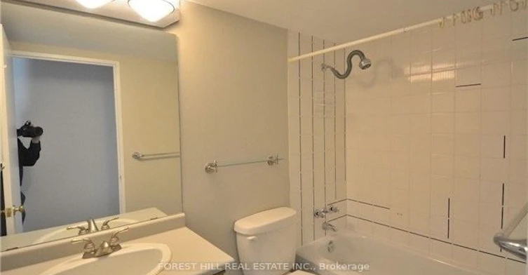 211-92 King Street E, Toronto, ON, M5C 2V8 - 12