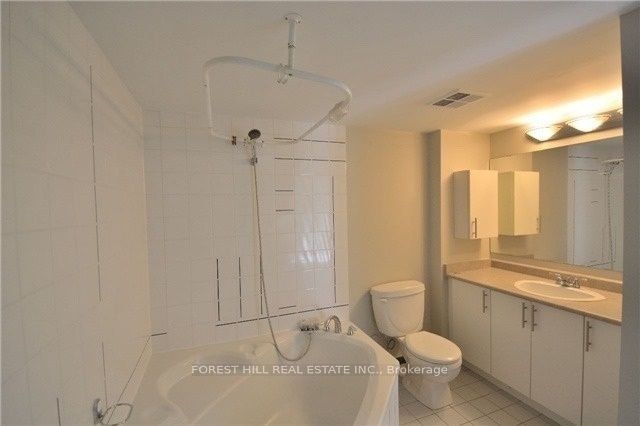 211-92 King Street E, Toronto, ON, M5C 2V8 - 11