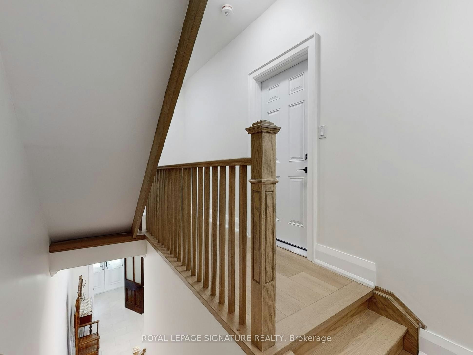 3-28 Beaconsfield Avenue, Toronto, ON, M6J 3H9 - 4