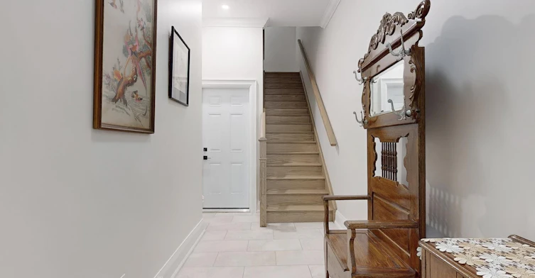 3-28 Beaconsfield Avenue, Toronto, ON, M6J 3H9 - 2