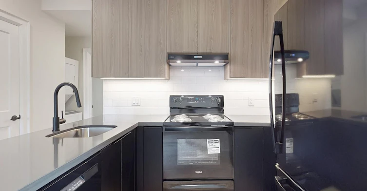 3-28 Beaconsfield Avenue, Toronto, ON, M6J 3H9 - 10