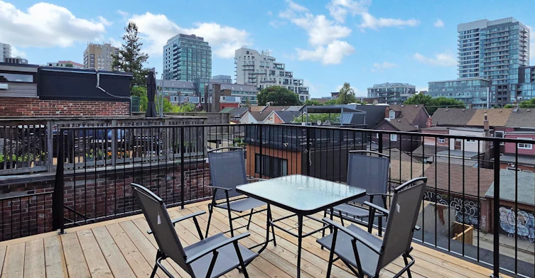 3-28 Beaconsfield Avenue, Toronto, ON, M6J 3H9 - 14