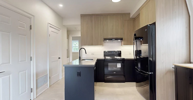 3-28 Beaconsfield Avenue, Toronto, ON, M6J 3H9 - 7
