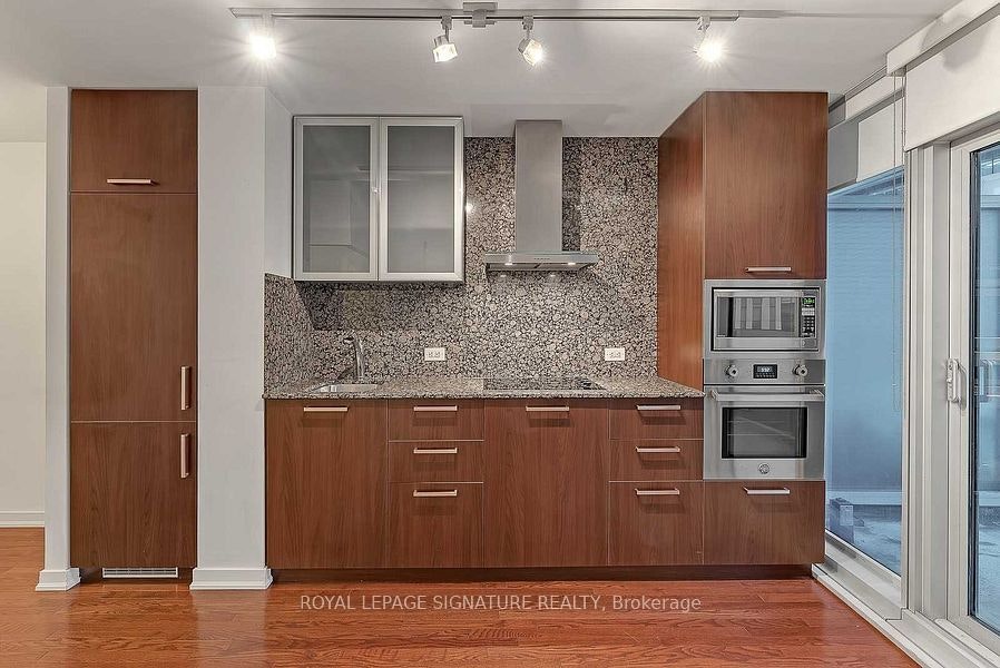 311-12 York Street, Toronto, ON, M5J 0A9 - 3