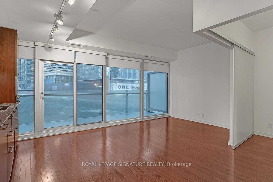 311-12 York Street, Toronto, ON, M5J 0A9 - 7