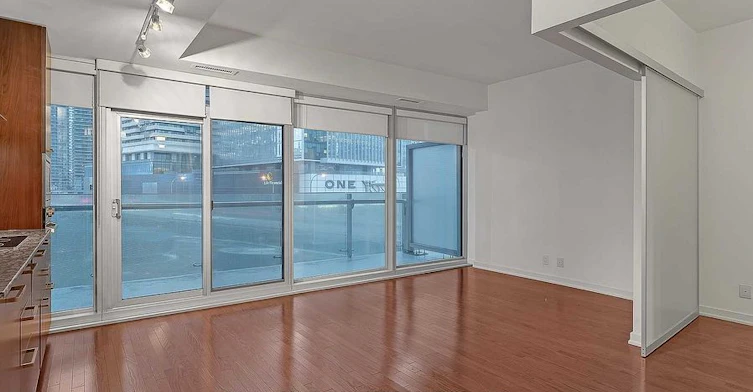 311-12 York Street, Toronto, ON, M5J 0A9 - 7