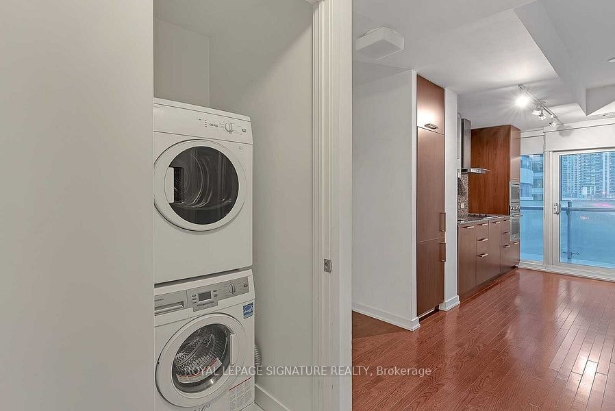 311-12 York Street, Toronto, ON, M5J 0A9 - 15