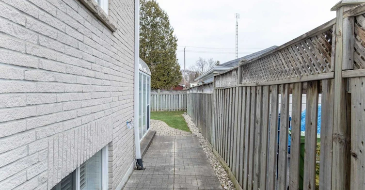 BSMT-198 Homewood Avenue, Toronto, ON, M2M 1K6 - 17