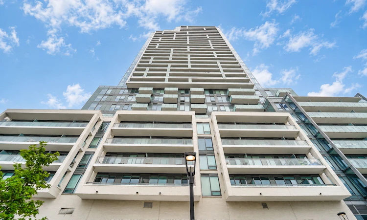 826-7 Golden Lion Heights