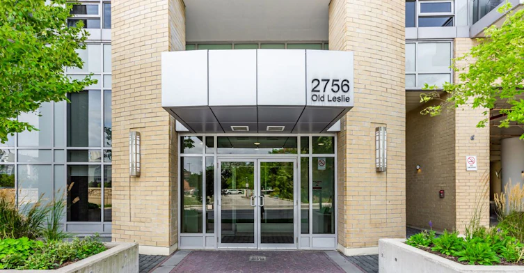 1008-2756 Old Leslie Street, Toronto, ON, M2K 0E2 - 2