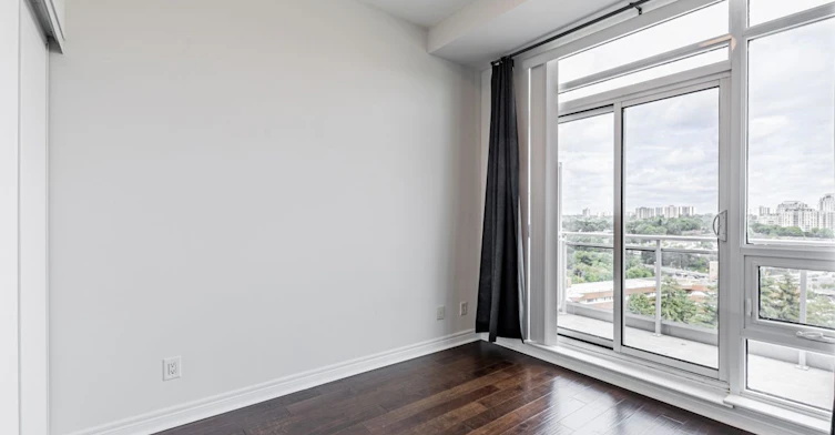 1008-2756 Old Leslie Street, Toronto, ON, M2K 0E2 - 8