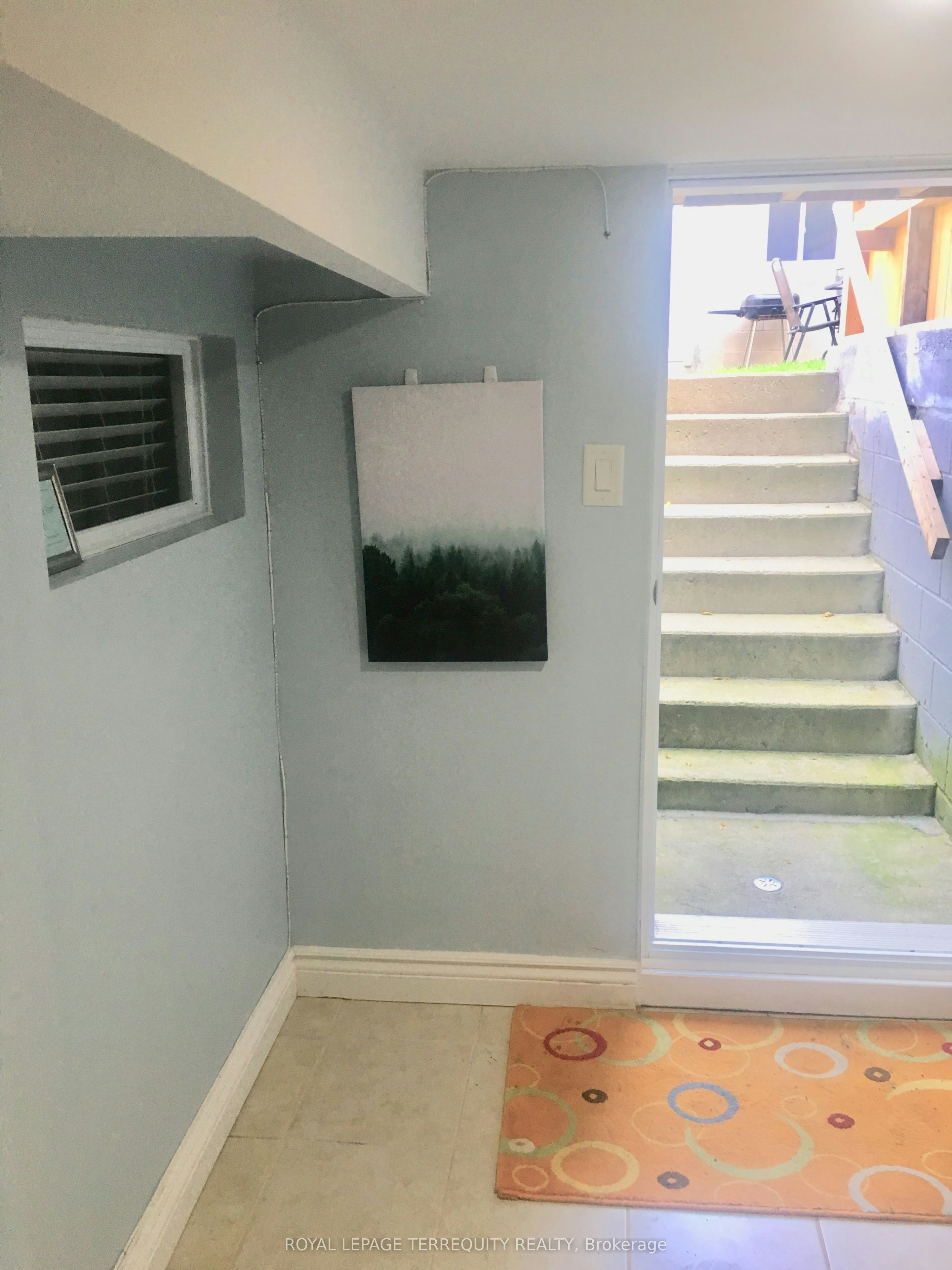 Lower Unit-305 Margueretta Street, Toronto, ON, M6H 3S4 - 3