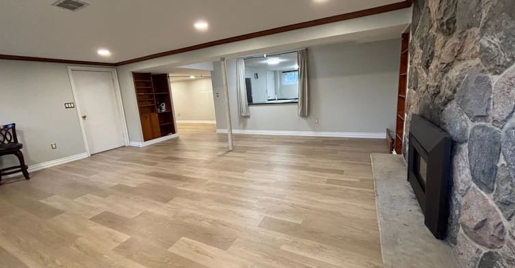 220 Newton Drive, Toronto, ON, M2M 2P3 - 12