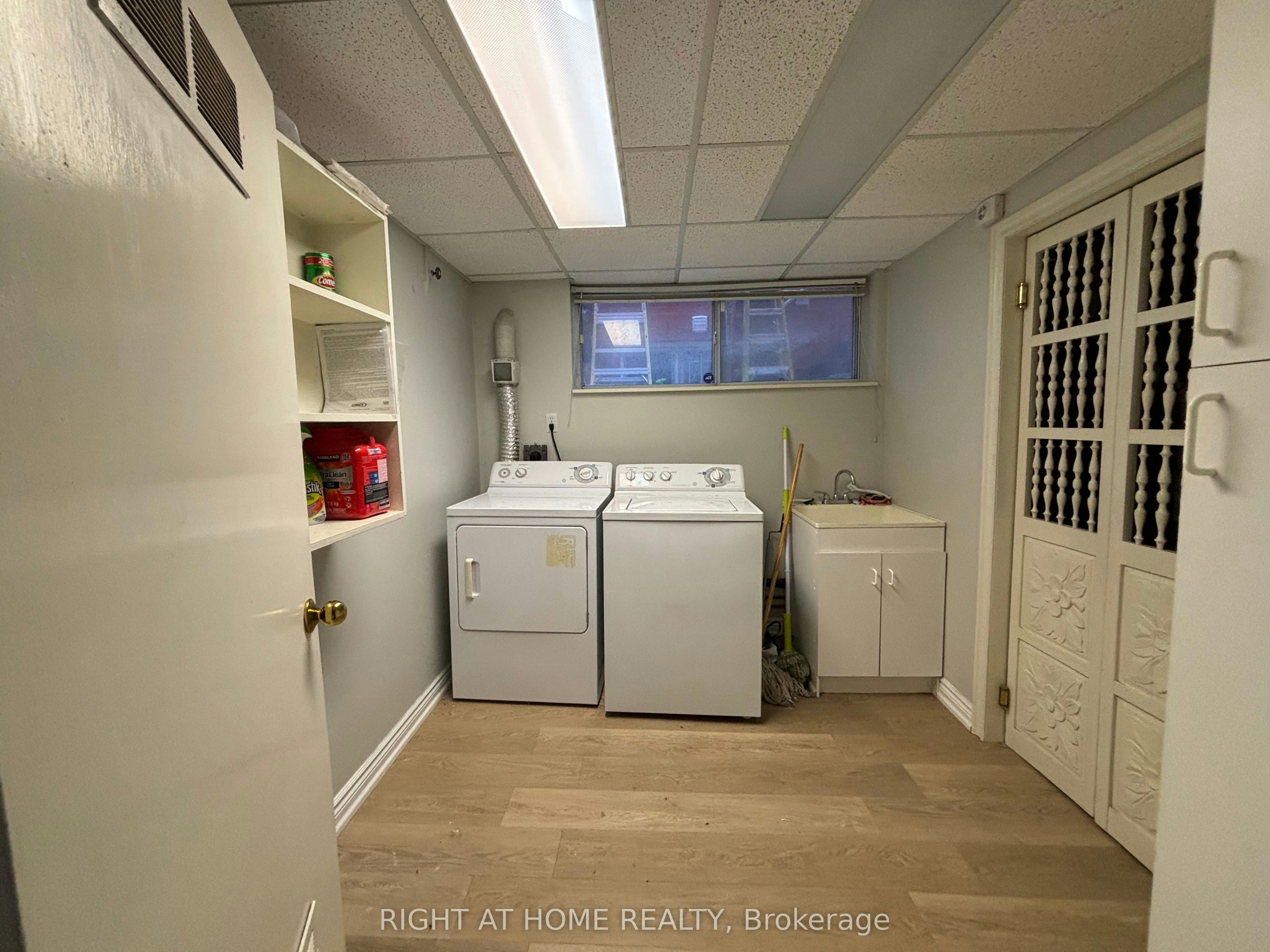 220 Newton Drive, Toronto, ON, M2M 2P3 - 18
