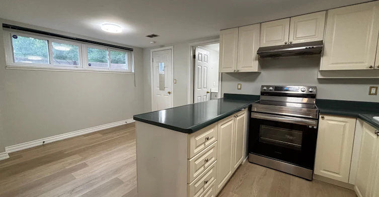 220 Newton Drive, Toronto, ON, M2M 2P3 - 14