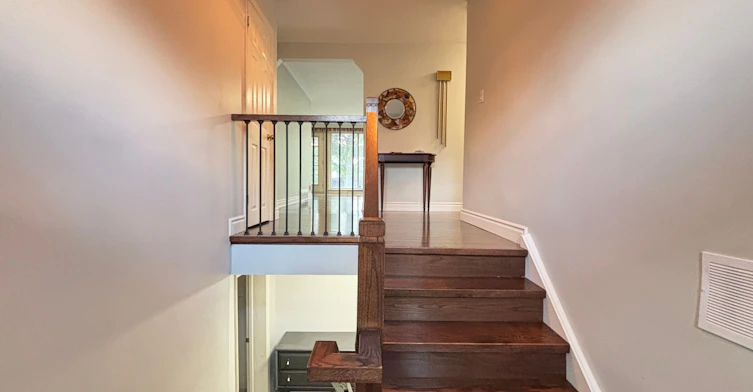220 Newton Drive, Toronto, ON, M2M 2P3 - 2