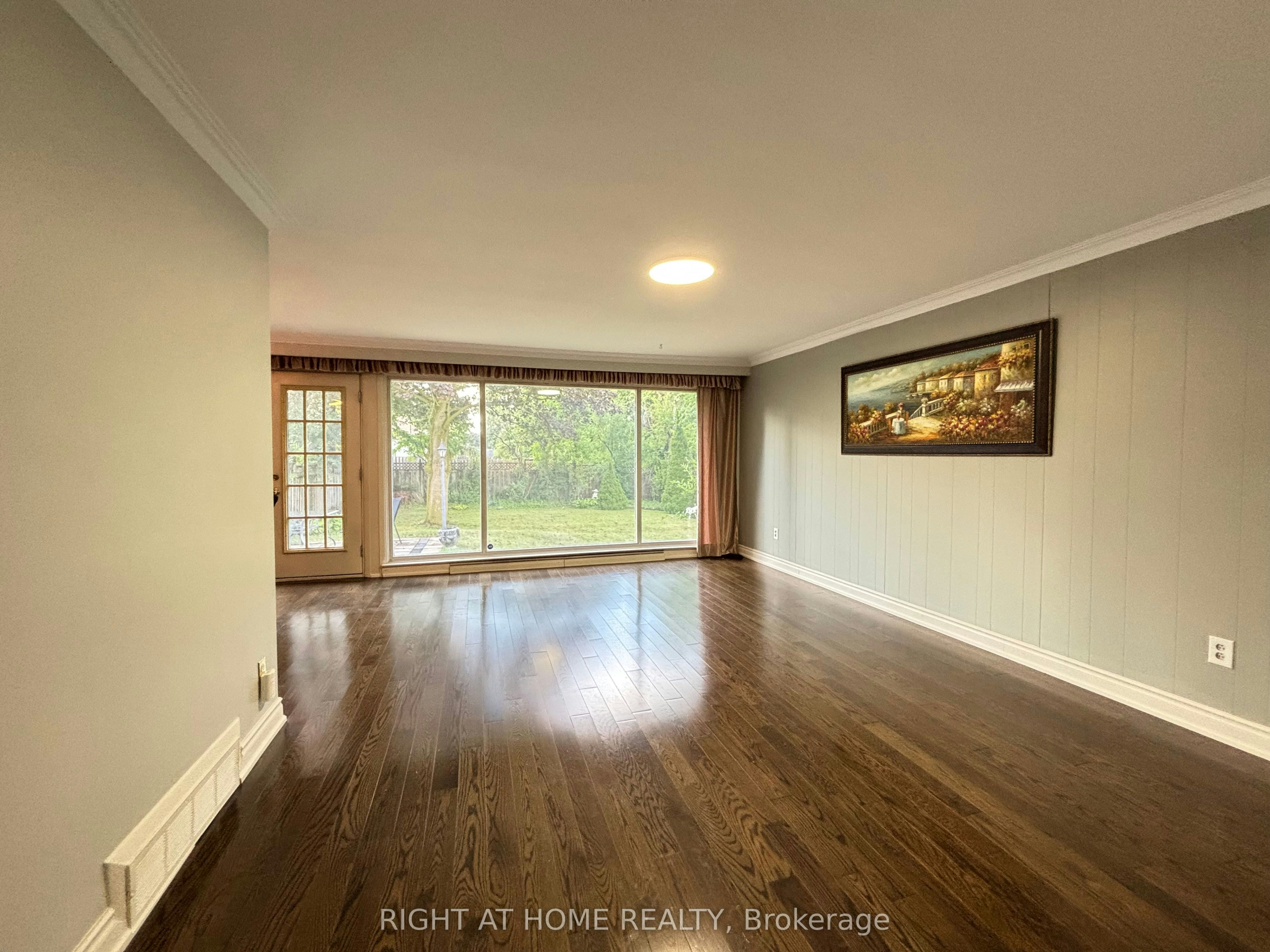 220 Newton Drive, Toronto, ON, M2M 2P3 - 3