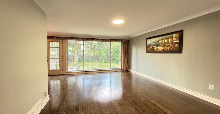 220 Newton Drive, Toronto, ON, M2M 2P3 - 3