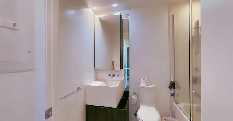 2912-1 Bloor Street E, Toronto, ON, M4W 0A8 - 5