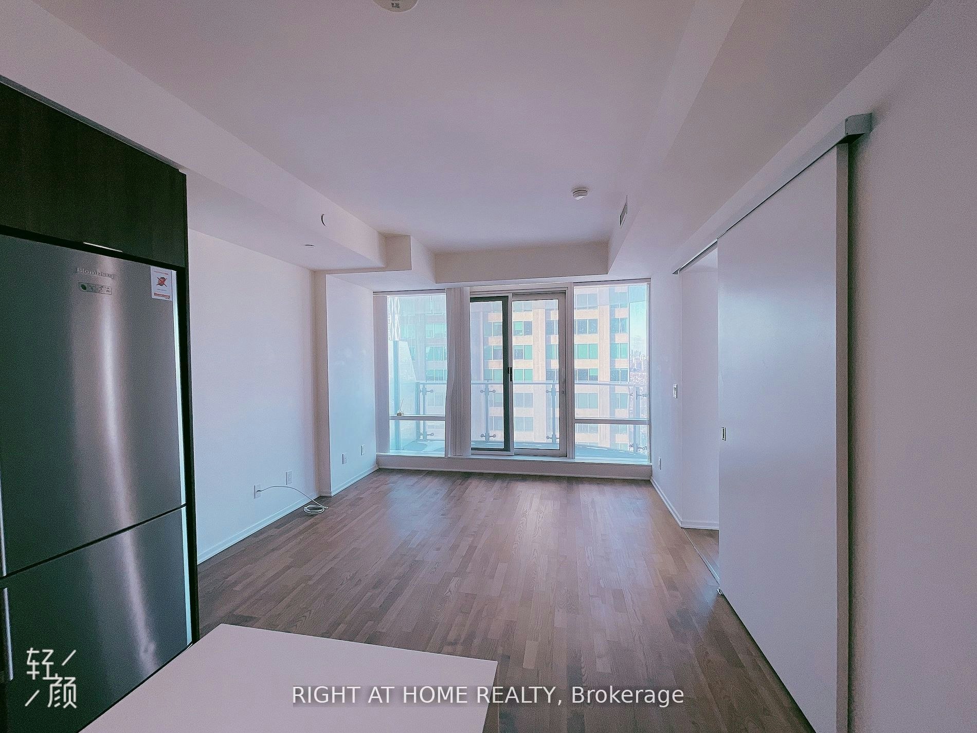 2912-1 Bloor Street E, Toronto, ON, M4W 0A8