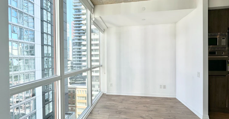 1216-88 Blue Jays Way, Toronto, ON, M5V 2G3 - 10