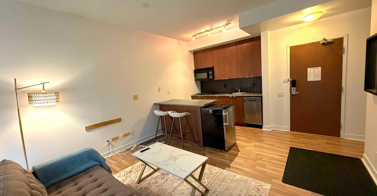 2202-8 Colborne Street, Toronto, ON, M5E 1E1 - 4