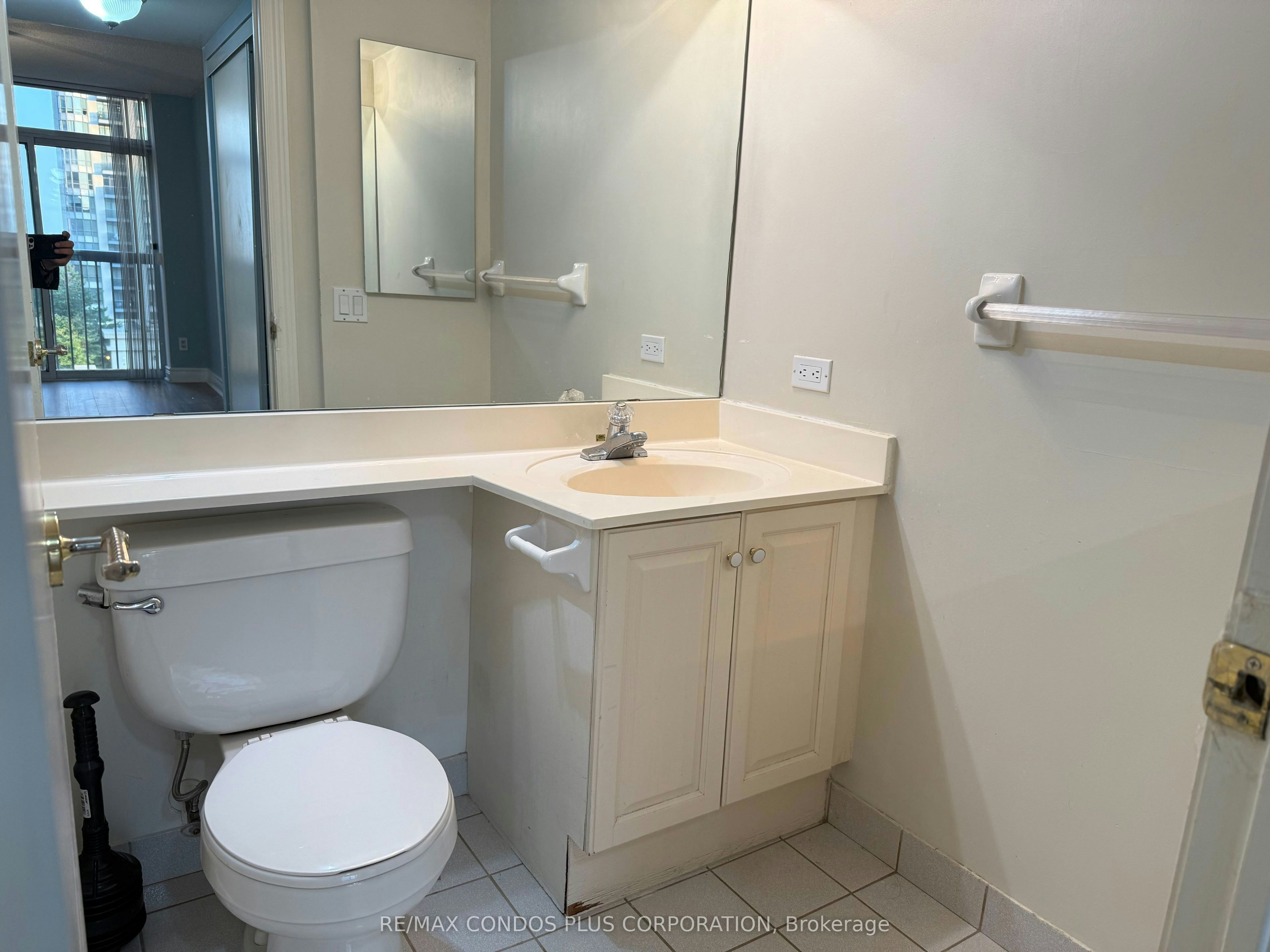 1601-5418 Yonge Street, Toronto, ON, M2N 5R8 - 18