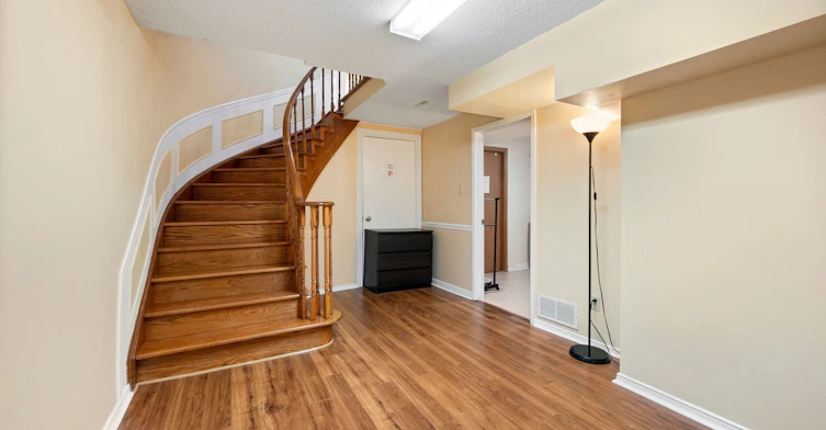 154 Robert Hicks Drive, Toronto, ON, M2R 3R5 - 43