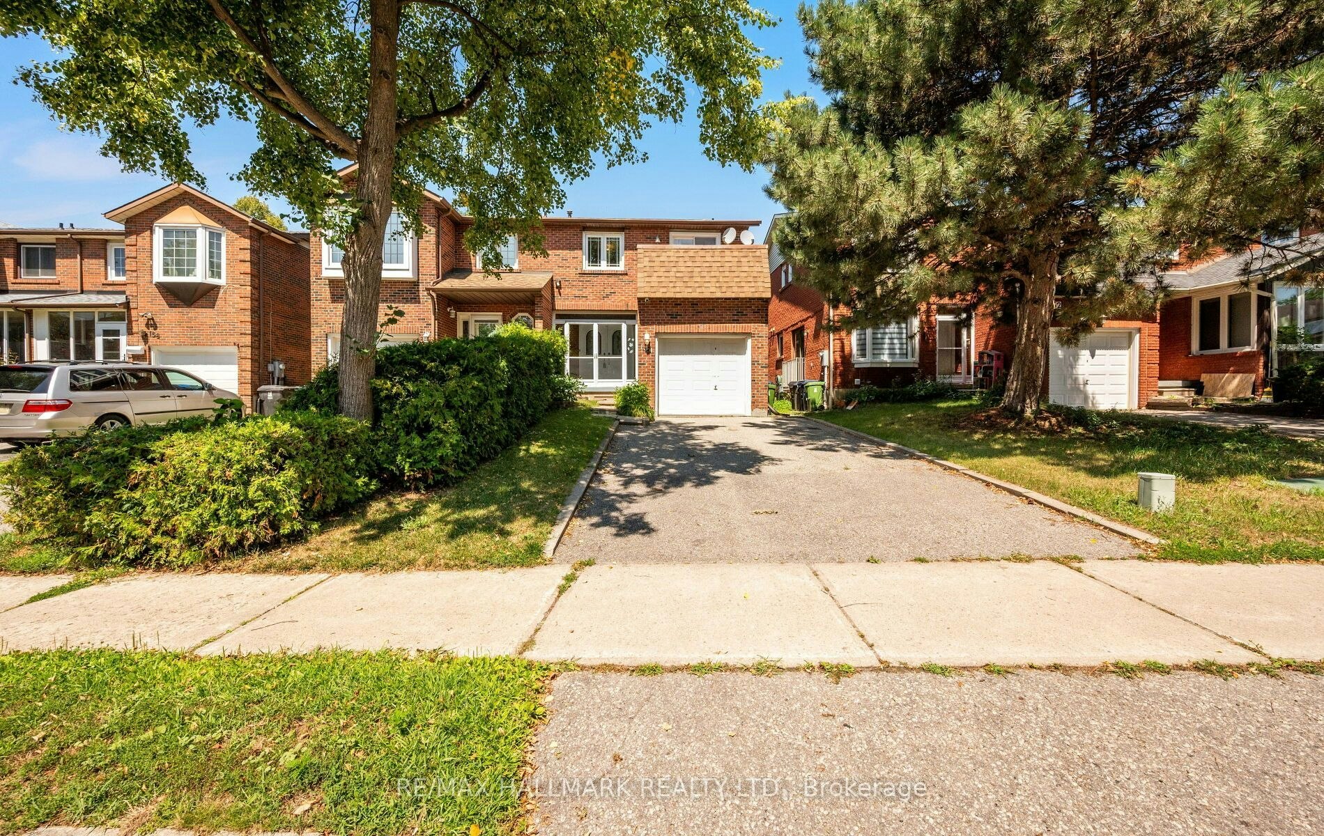 154 Robert Hicks Drive, Toronto, ON, M2R 3R5