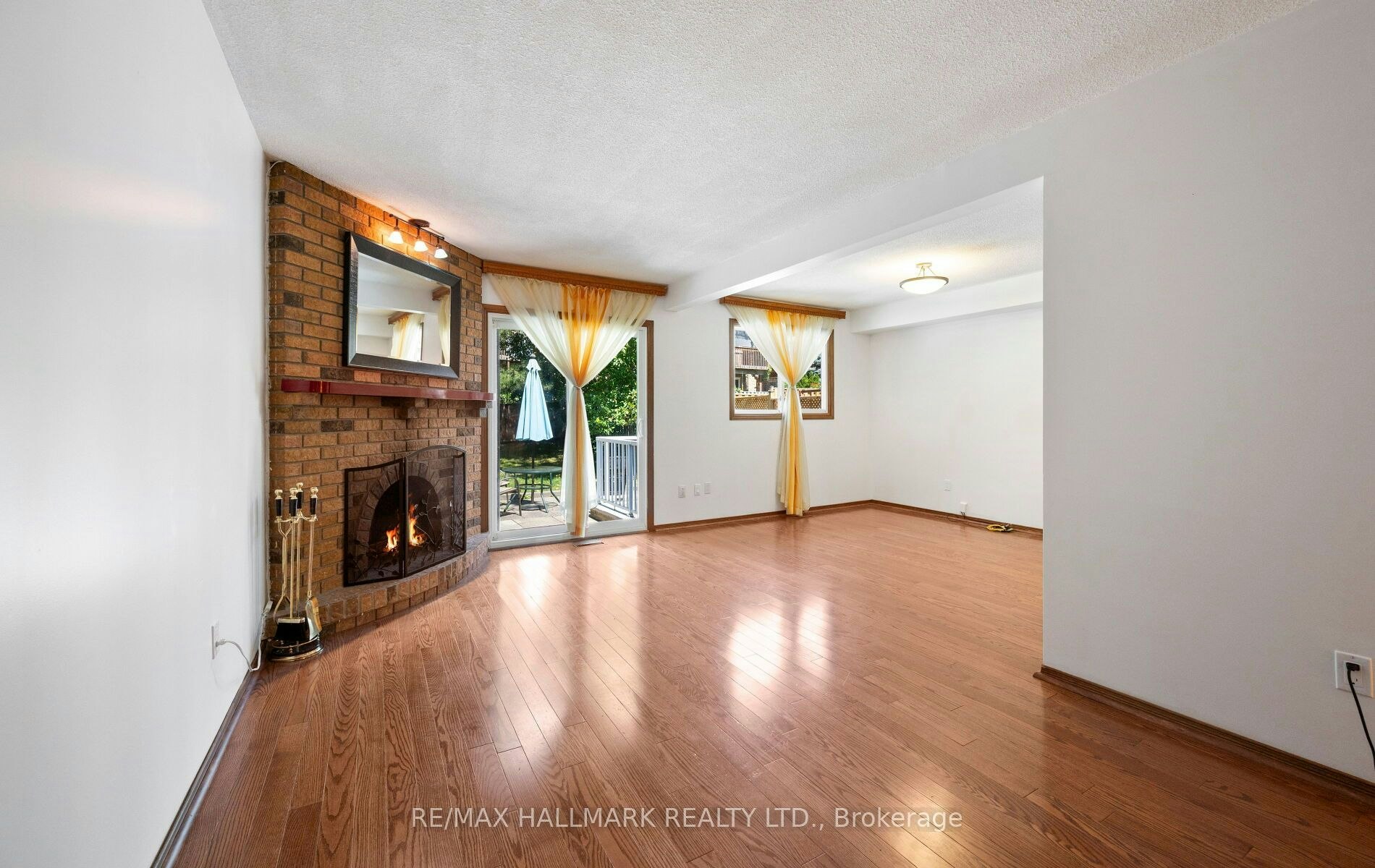 154 Robert Hicks Drive, Toronto, ON, M2R 3R5 - 8
