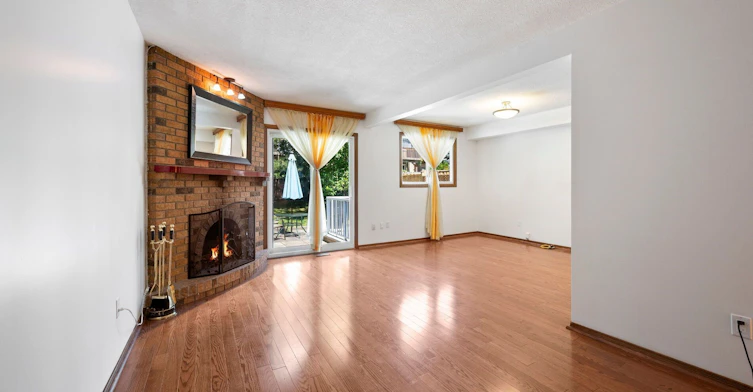 154 Robert Hicks Drive, Toronto, ON, M2R 3R5 - 8