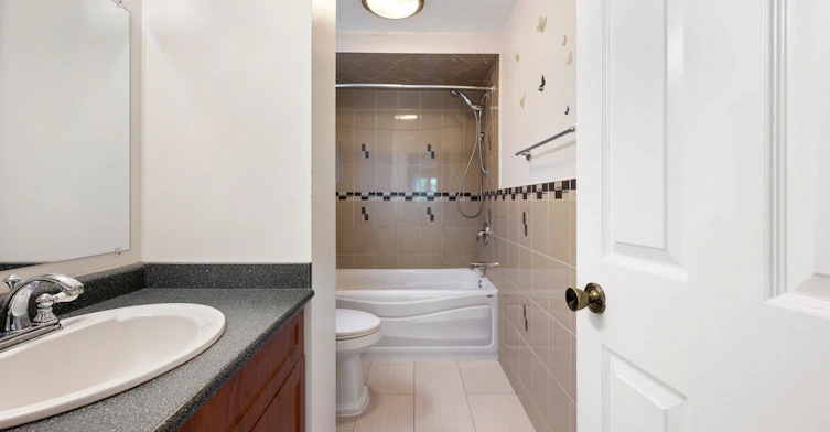 154 Robert Hicks Drive, Toronto, ON, M2R 3R5 - 30