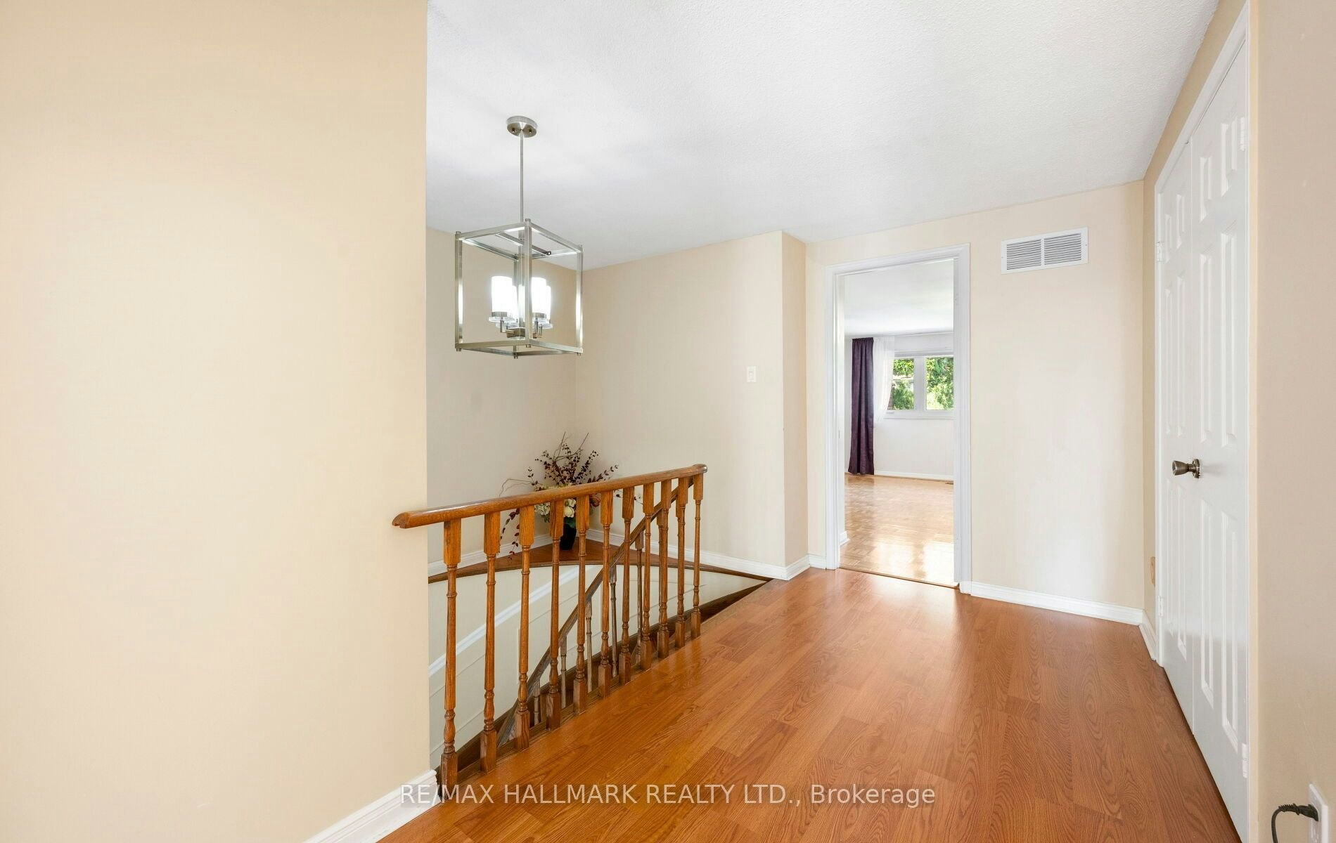 154 Robert Hicks Drive, Toronto, ON, M2R 3R5 - 23