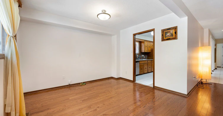 154 Robert Hicks Drive, Toronto, ON, M2R 3R5 - 14