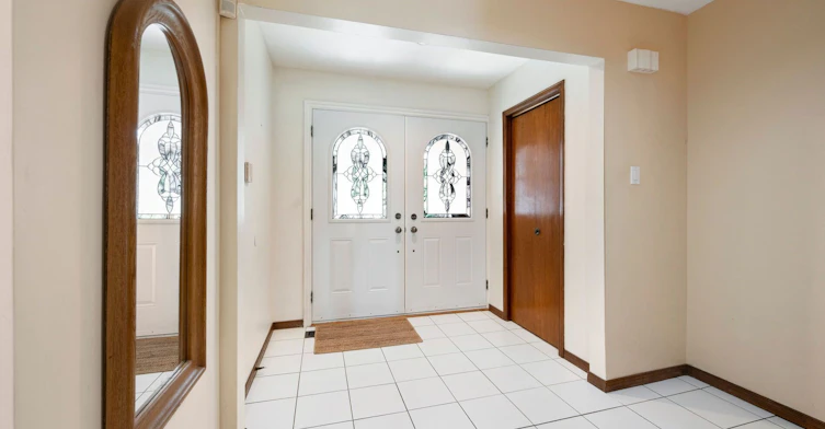 154 Robert Hicks Drive, Toronto, ON, M2R 3R5 - 5