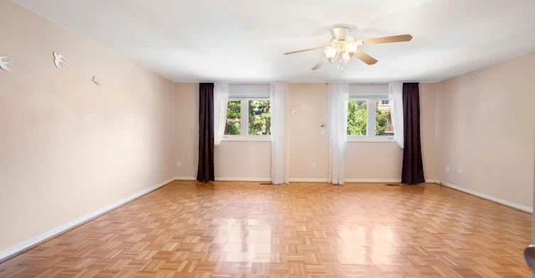 154 Robert Hicks Drive, Toronto, ON, M2R 3R5 - 25