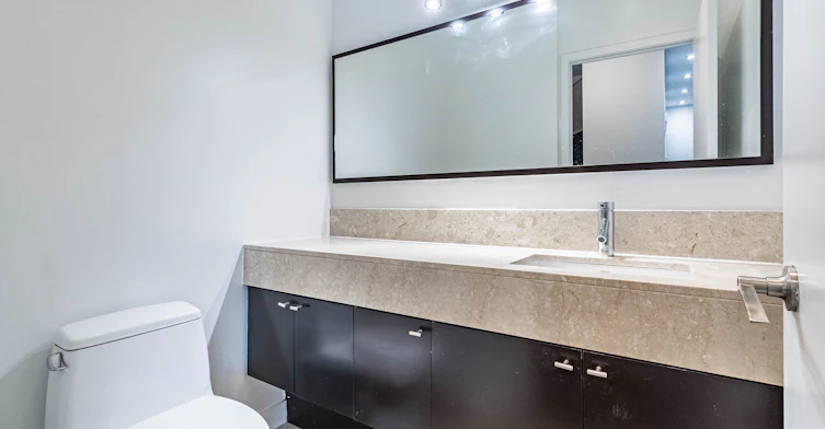 UPH 11-21 Nelson Street, Toronto, ON, M5V 1T8 - 26